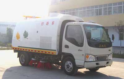 江淮掃路車(chē)